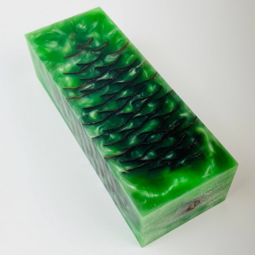 Ялинова шишка в епоксидній смолі (Green)
