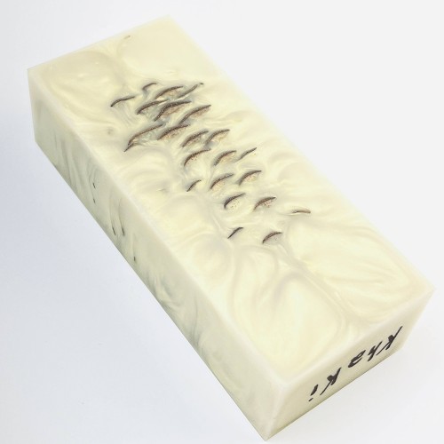 Ялинова шишка в епоксидній смолі (Khaki)