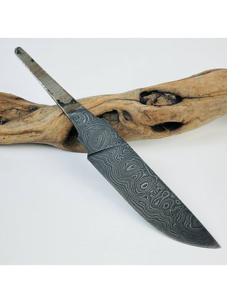 Клинок дамаск, №124 (3,2*23*100 мм) Клинок дамаск, №124 (3,2*23*100 мм)