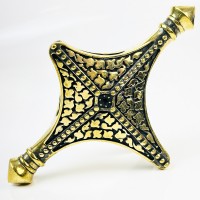 "Камінь", гарда для шаблі, латунь