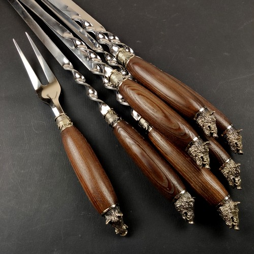 "Кабанчики", шампури + виделка у шкіряному сагайдаку. "Кабанчики", шампури + виделка у шкіряному сагайдаку.